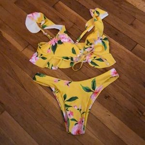 Zaful Yellow patterned two piece swim suit
